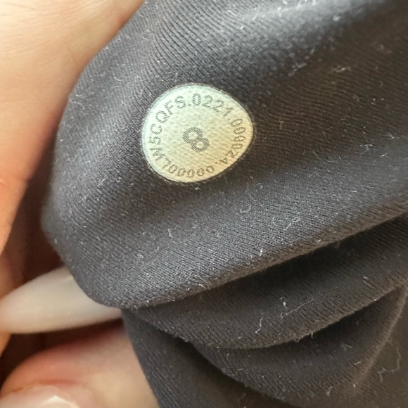 Lululemon high- rise wunder train size 8 - Picture 4 of 4